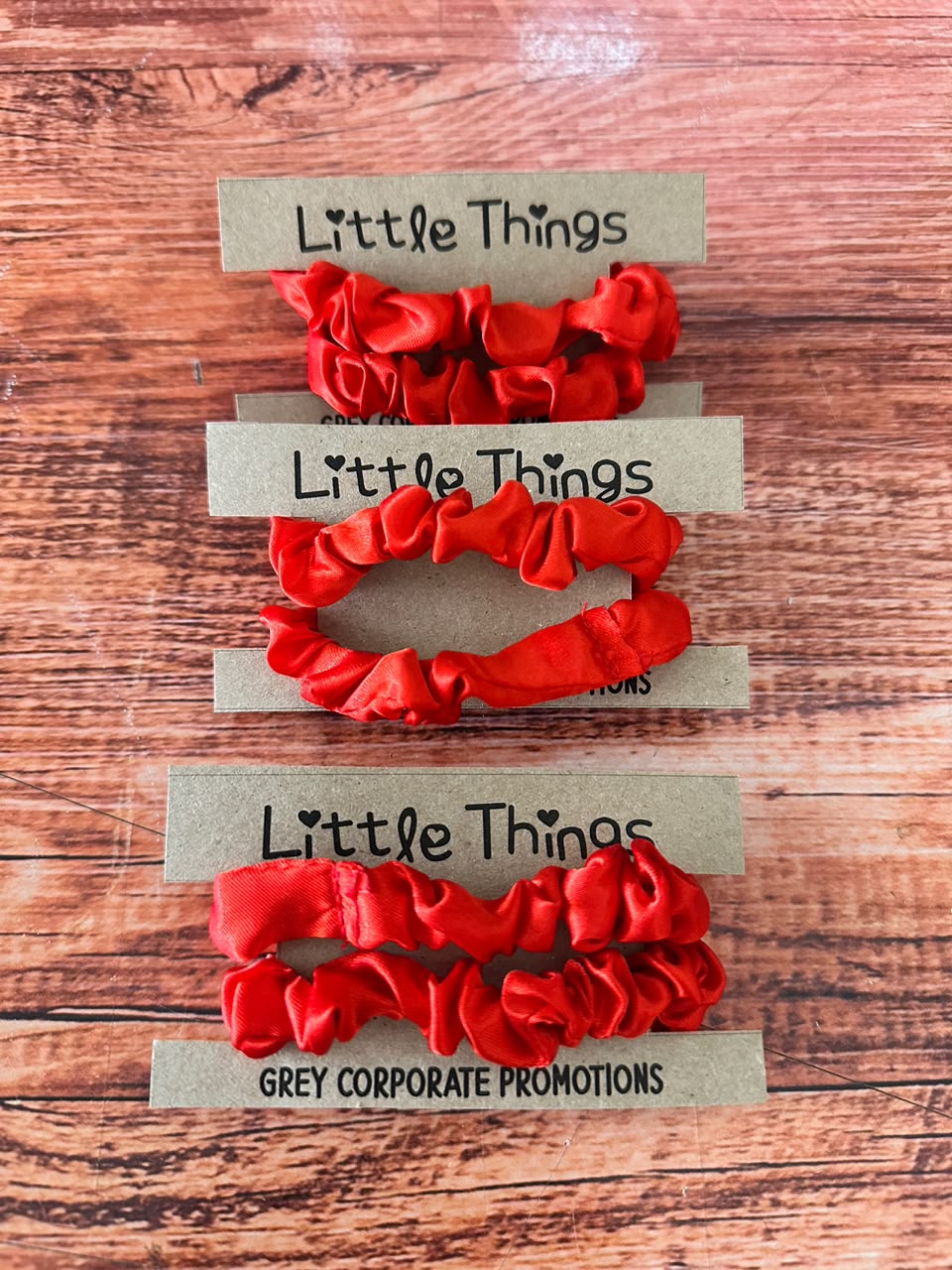Plain Scrunchies Red Per Set